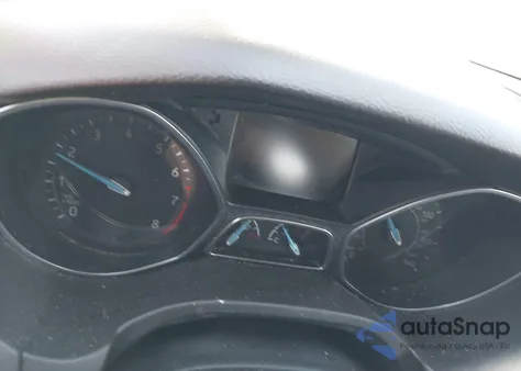 2017 Ford Focus Titanium z USA, uszkodzony, nr VIN 1FADP3J25HL268315